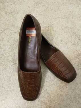 Enzo Angiolini Brown Leather Flats Libert sz 8.5 M